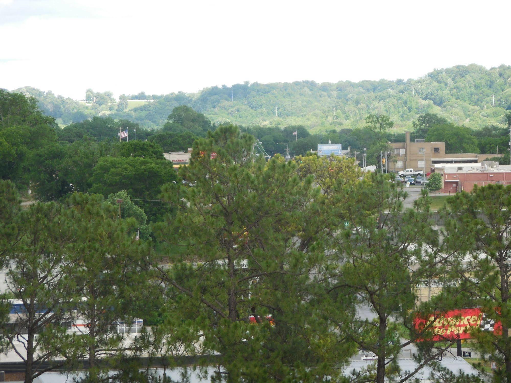 Giles Hotel Inn And Suites Pulaski Extérieur photo