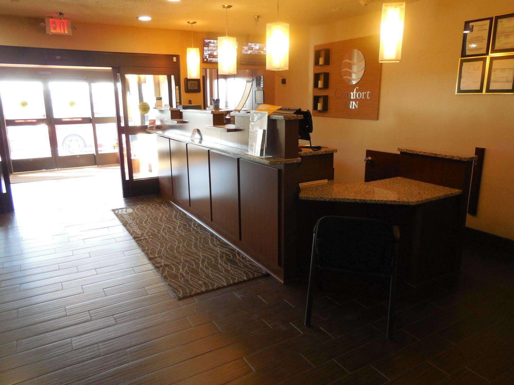 Giles Hotel Inn And Suites Pulaski Extérieur photo